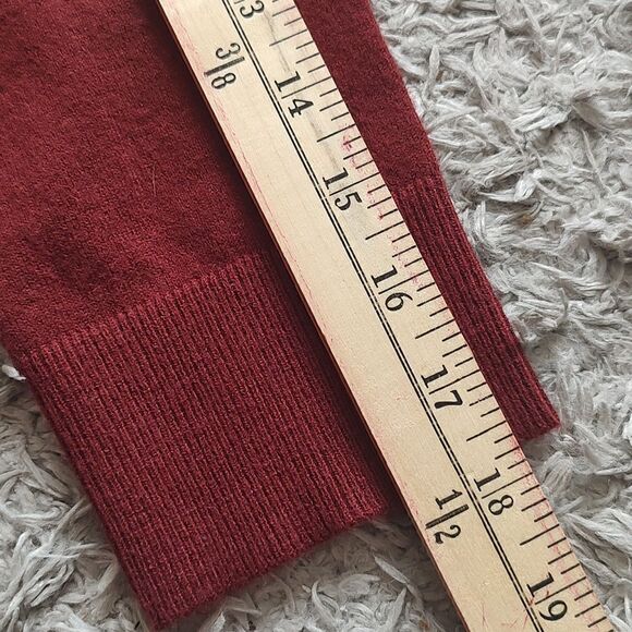 Torrid V Neck Maroon Sweater Size 2 Long Sleeve - Picture 11 of 11